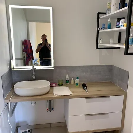 Liages Situe Dans Le Bourbonnais 1 Lit Double Et Un Clic Clac